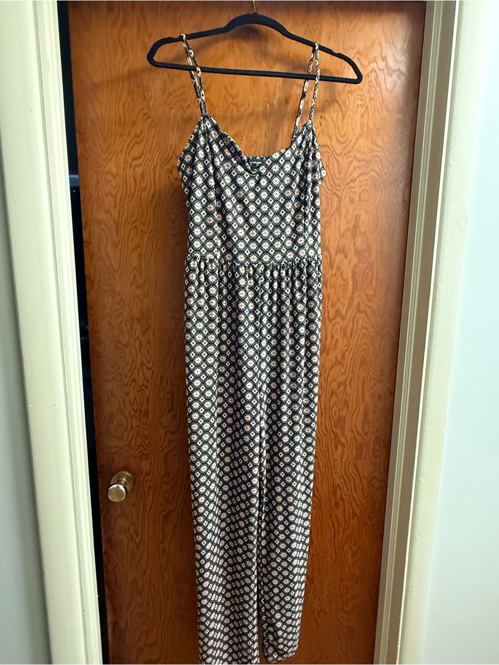 Sleeveless Printed Jumpsuit in Black and Light Pink